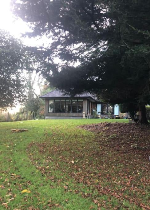 Springwood - Royal Hillsborough Villa Exterior photo